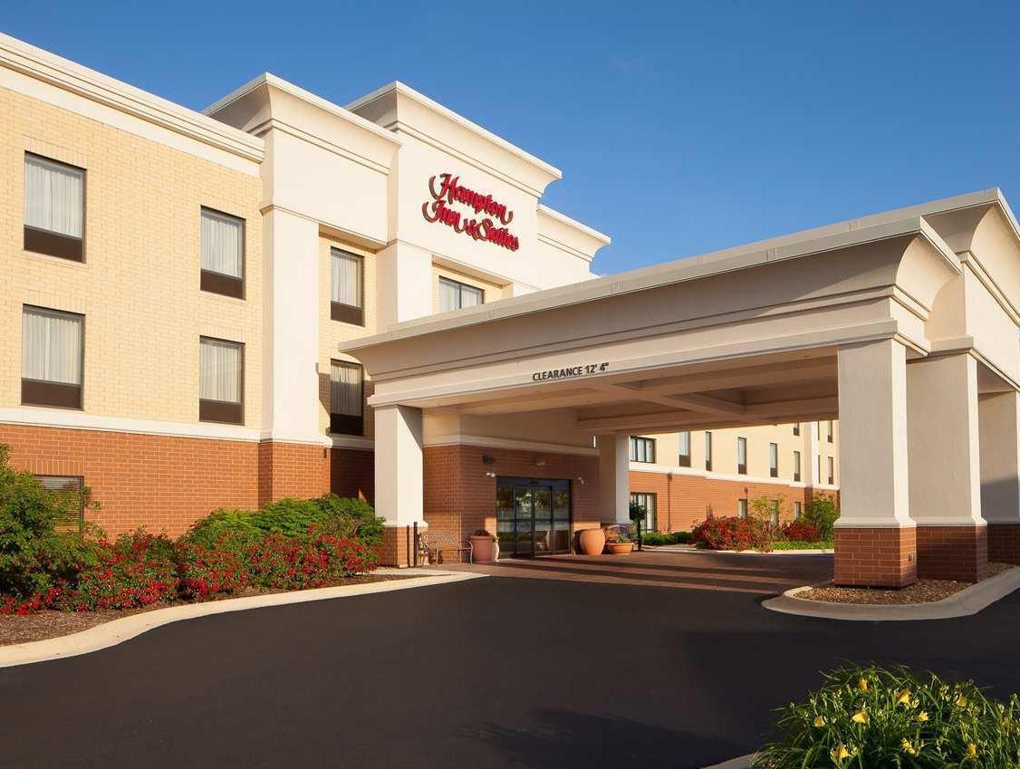 Hampton Inn & Suites Chicago/Saint Charles Bagian luar foto